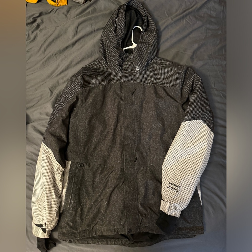 Volcom Goretex Snowboarding Jacket